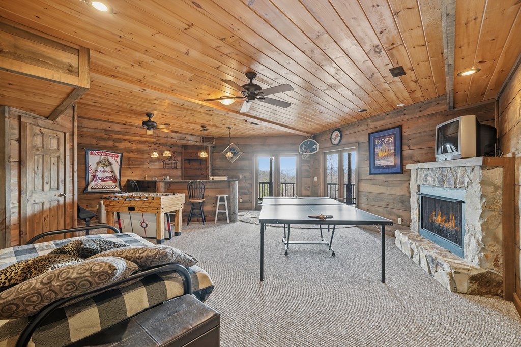 97 Fox Mountain Crossin