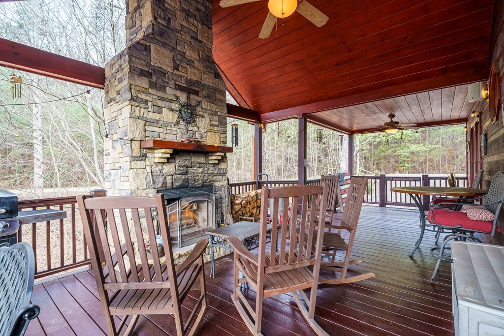 97 Fox Mountain Crossin