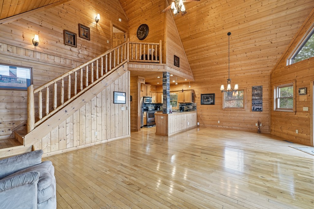 97 Fox Mountain Crossin