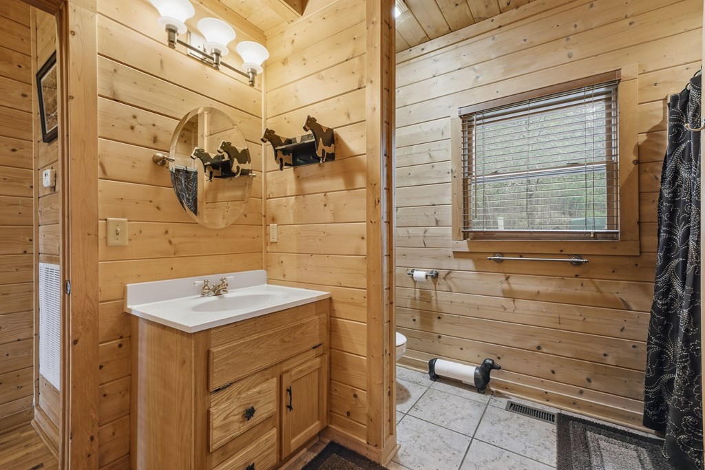 97 Fox Mountain Crossin