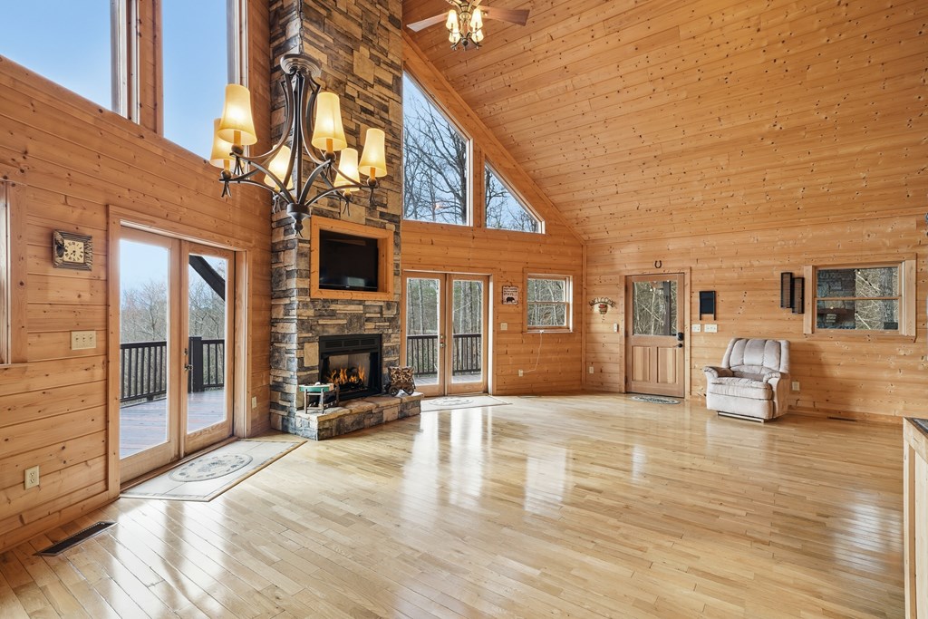 97 Fox Mountain Crossin