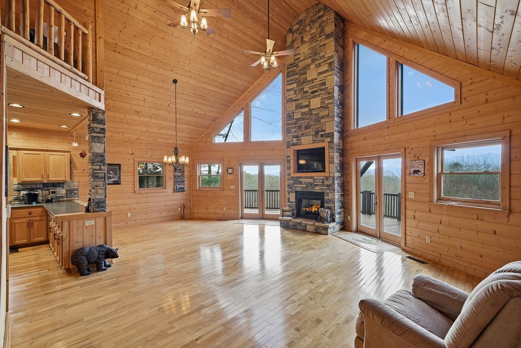 97 Fox Mountain Crossin