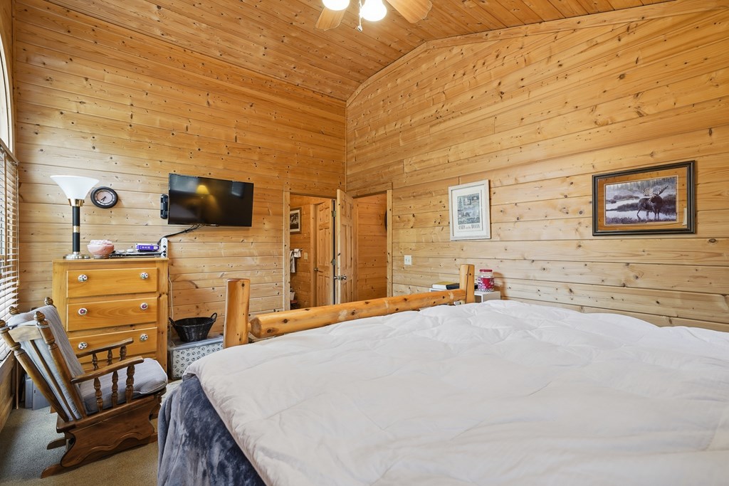 97 Fox Mountain Crossin