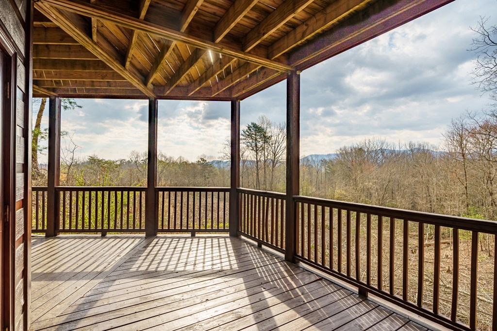 97 Fox Mountain Crossin