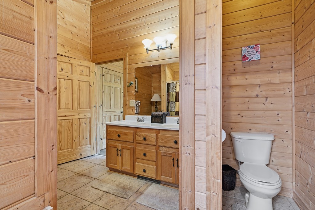 97 Fox Mountain Crossin