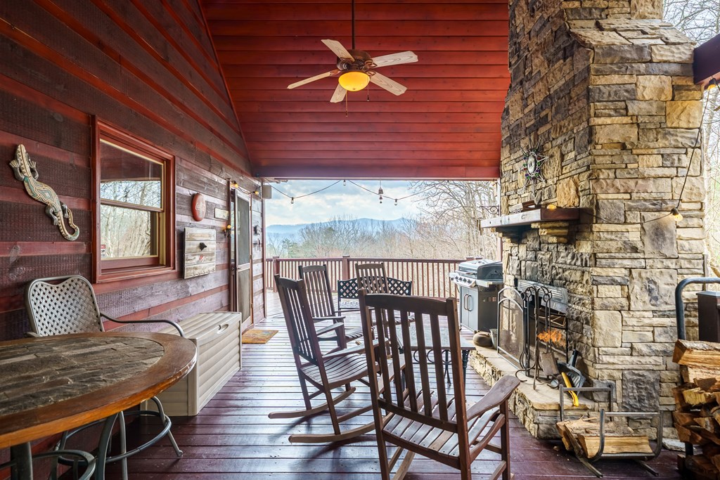 97 Fox Mountain Crossin