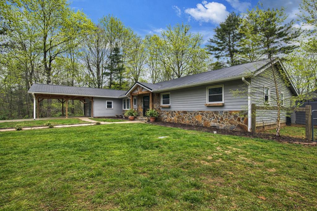 927 Hefner Lake Road