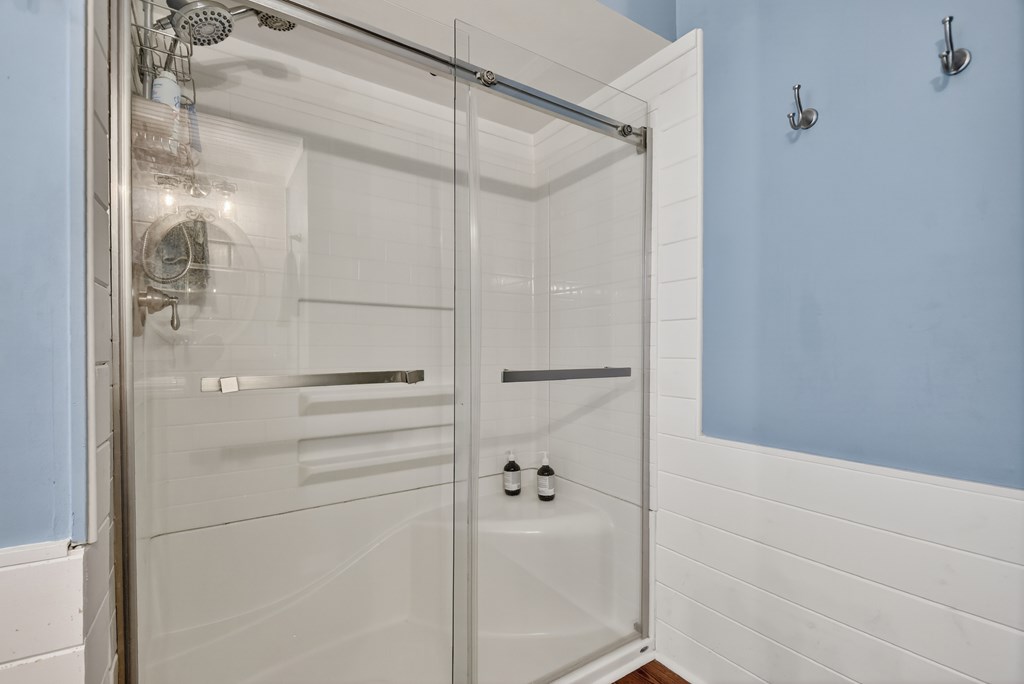 927 Hefner Lake Road