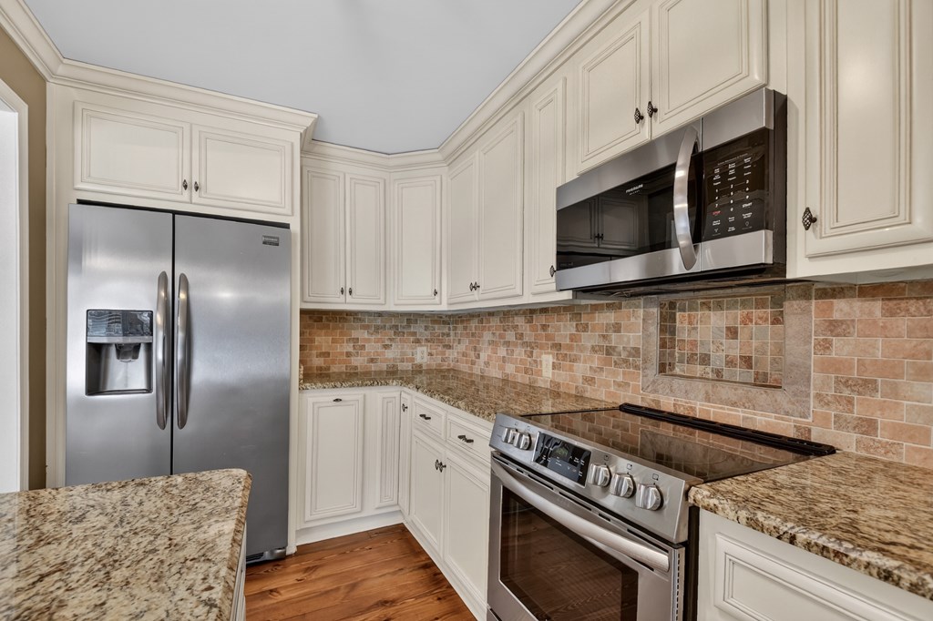 927 Hefner Lake Road