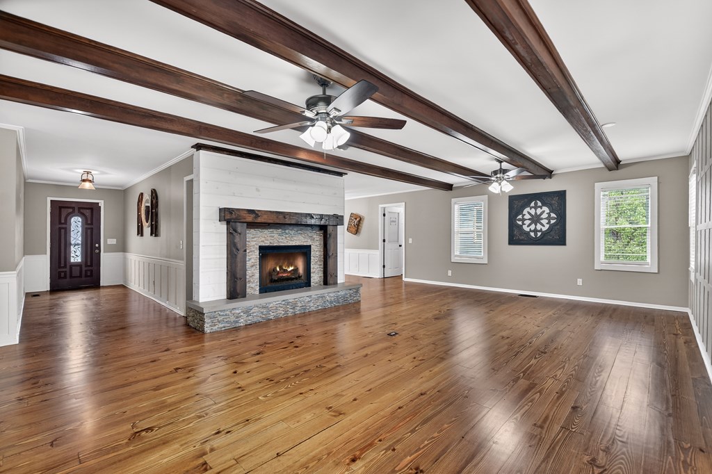 927 Hefner Lake Road