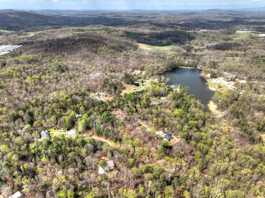 927 Hefner Lake Road