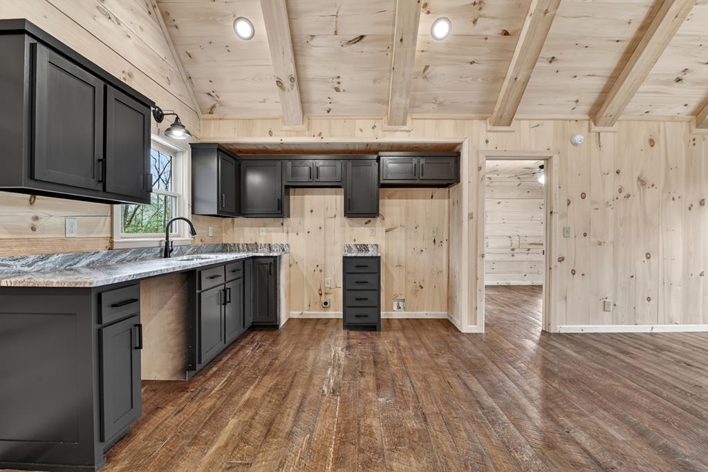 962 Maggie Chapman Road