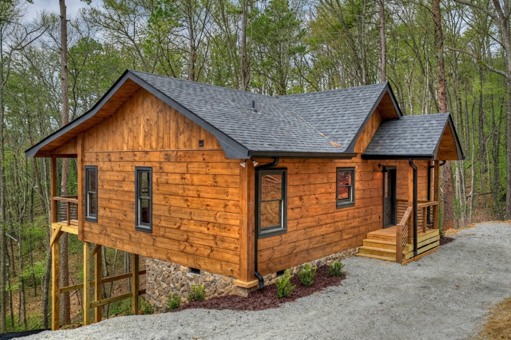 962 Maggie Chapman Road