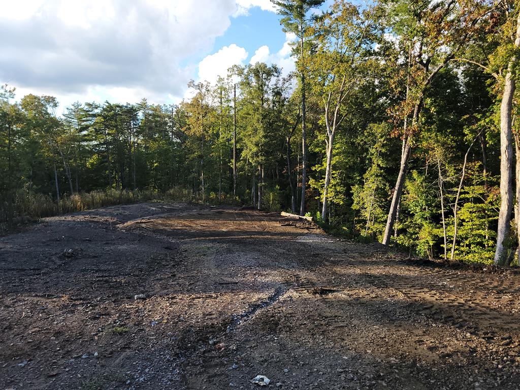 TRACT 4 Old Northcutt Road