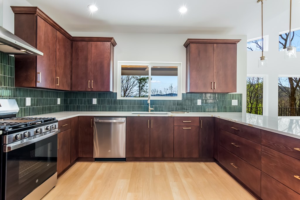 156 Sky High Drive