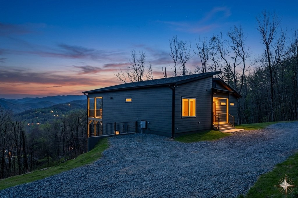 156 Sky High Drive