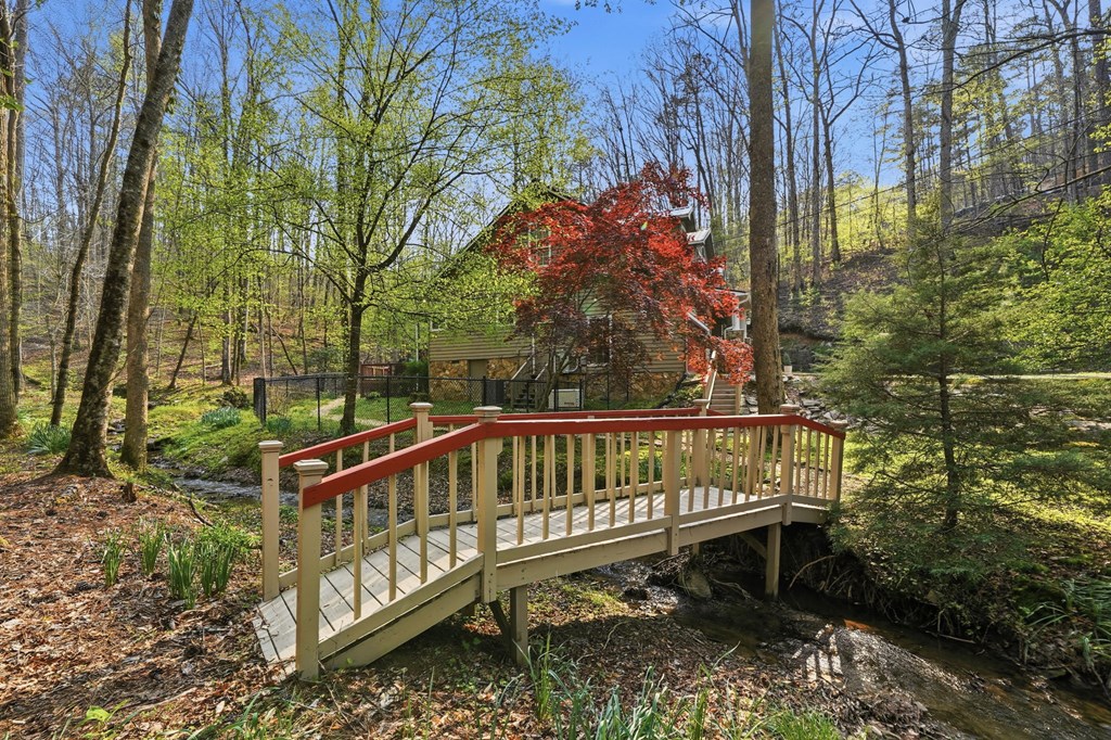 434 Lemmon Drive