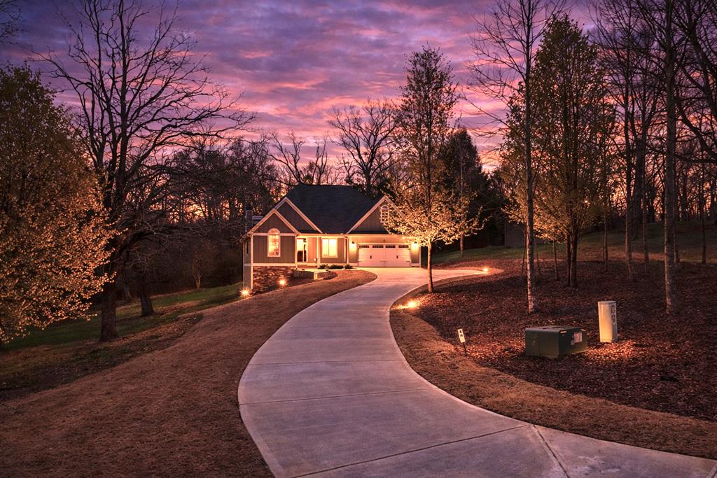49 Caspian Trail