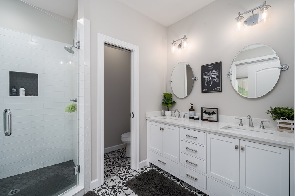 49 Caspian Trail