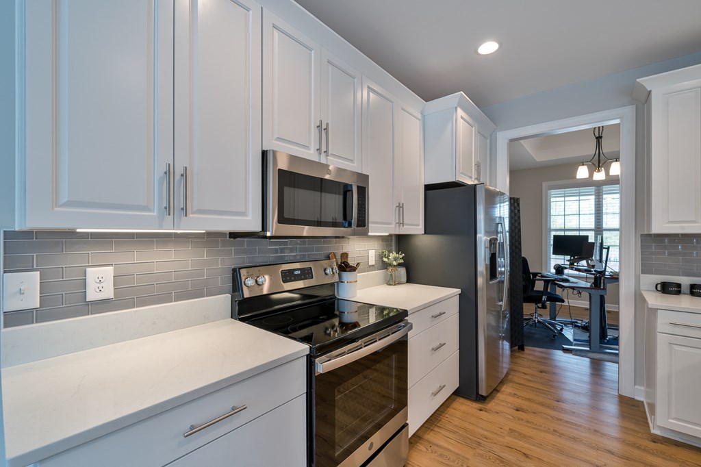 49 Caspian Trail