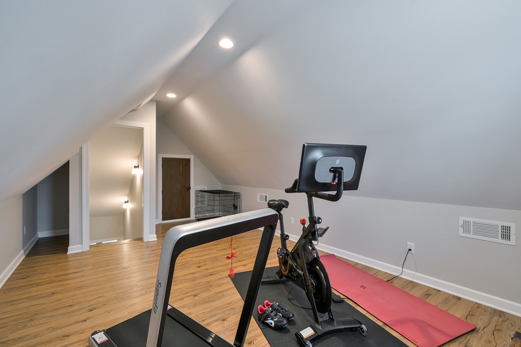 49 Caspian Trail