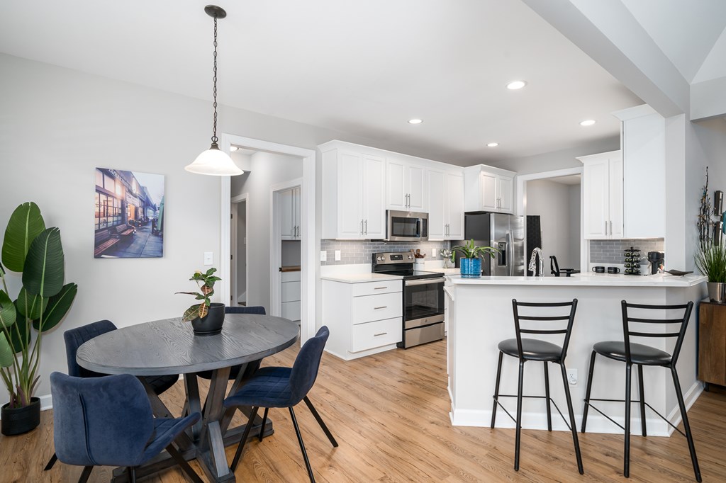 49 Caspian Trail