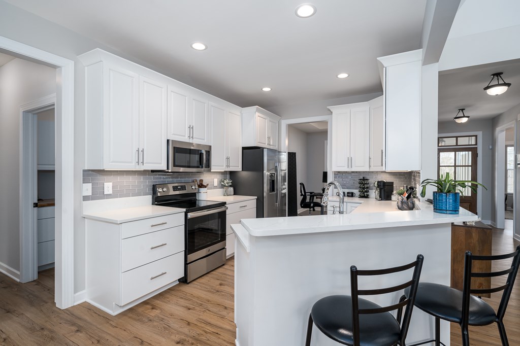 49 Caspian Trail