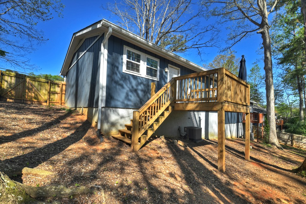 764 Hood Road