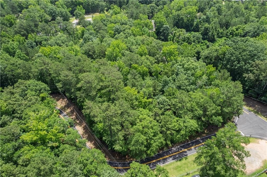 103 SE Hickory Hill Drive