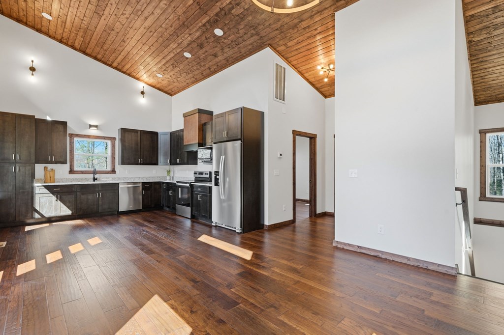 890 Joliet Drive