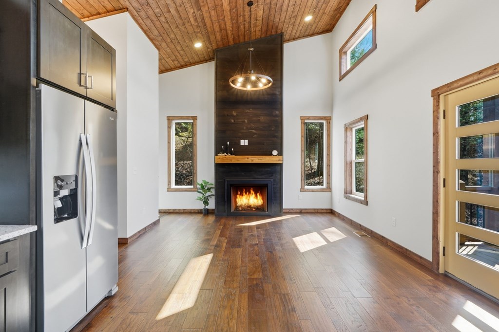 890 Joliet Drive