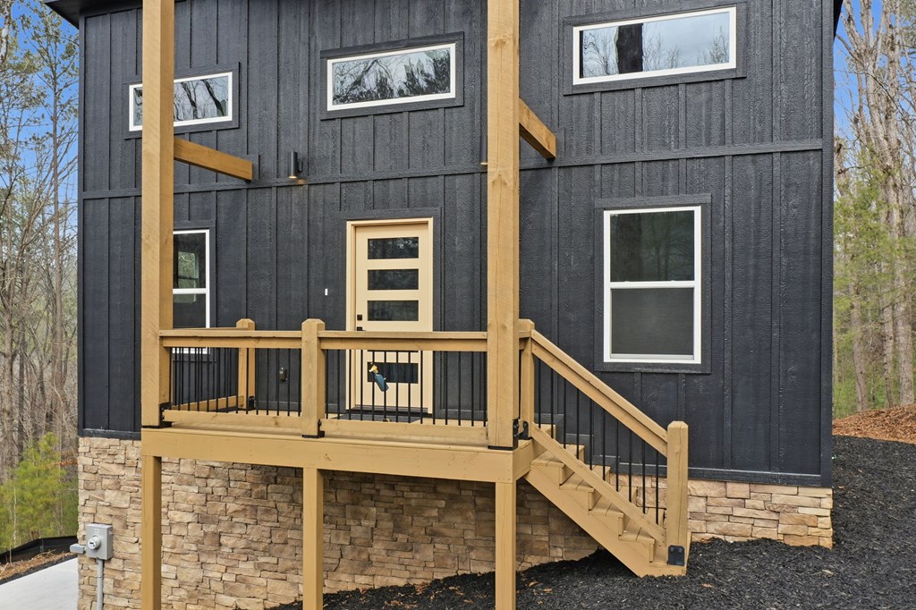 890 Joliet Drive