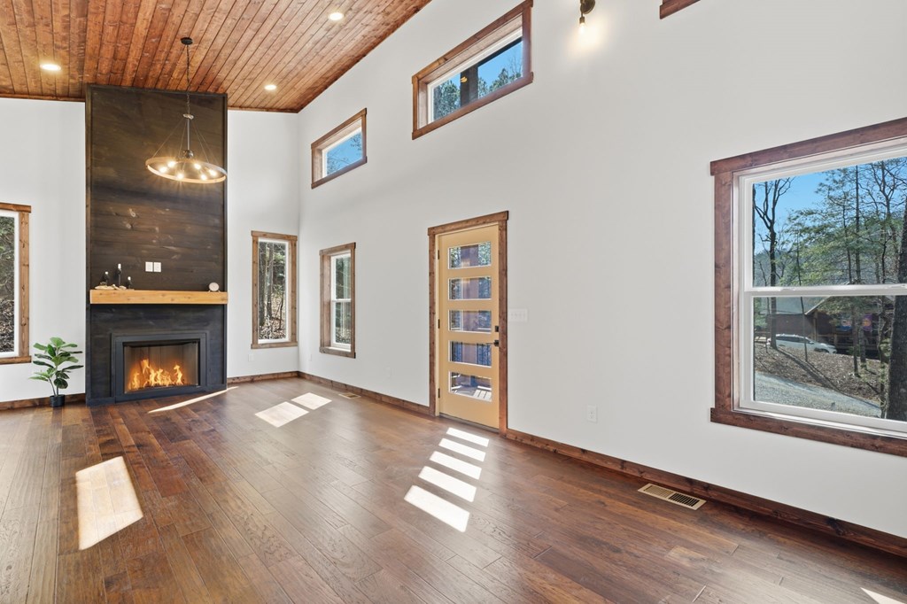 890 Joliet Drive