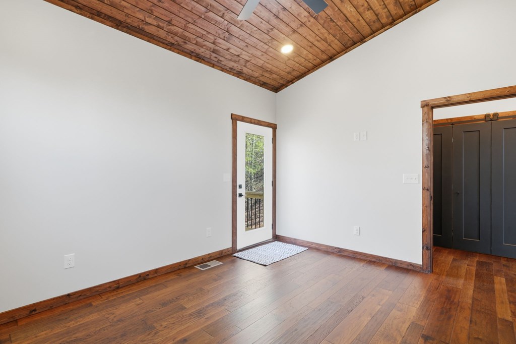 890 Joliet Drive
