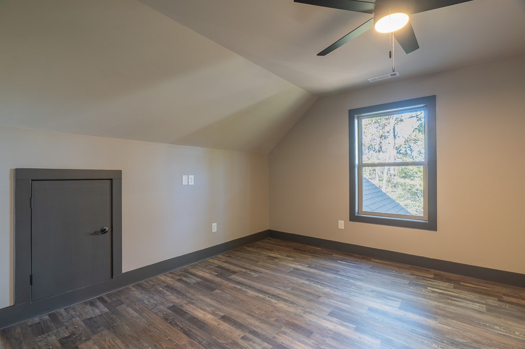 916 Medina Court