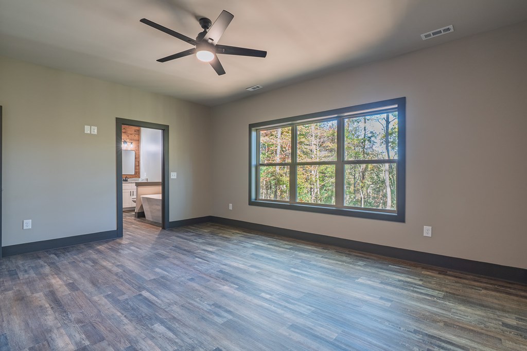 916 Medina Court