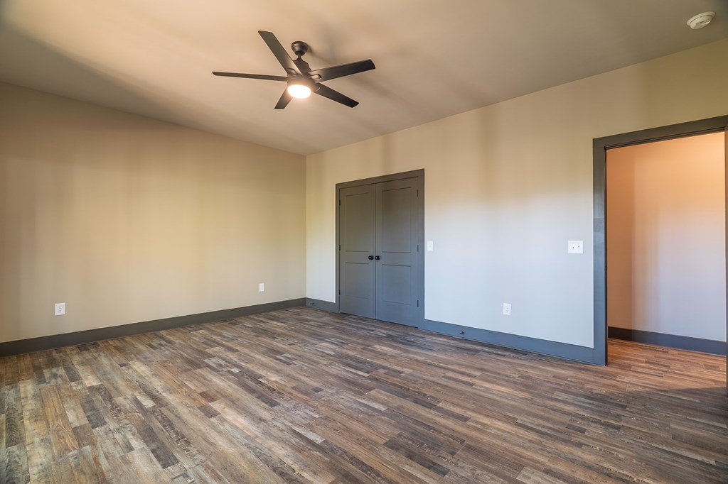 916 Medina Court
