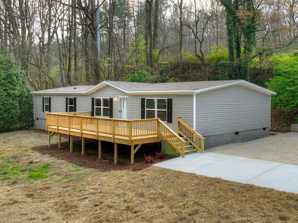 1072 Tails Creek Road