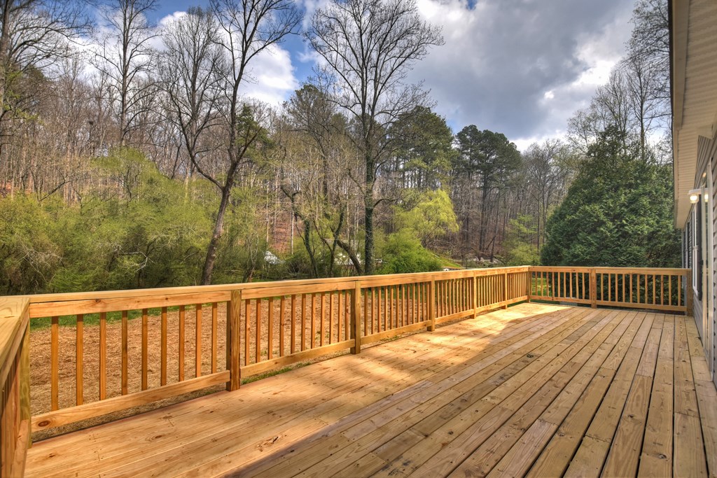 1072 Tails Creek Road
