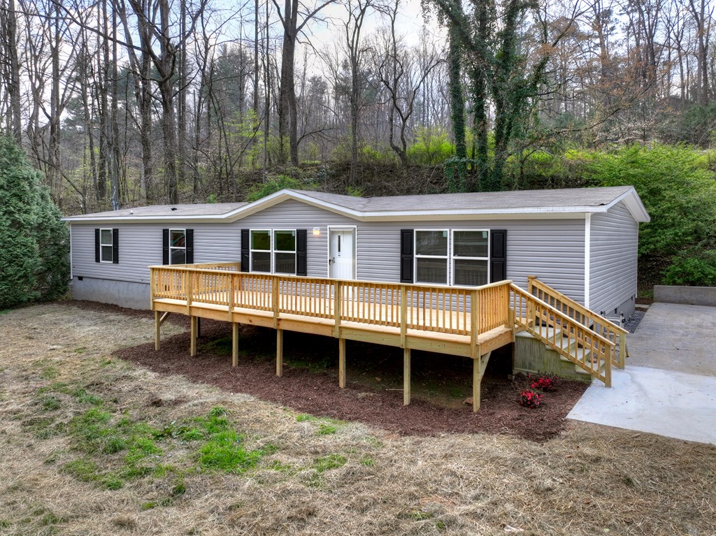 1072 Tails Creek Road