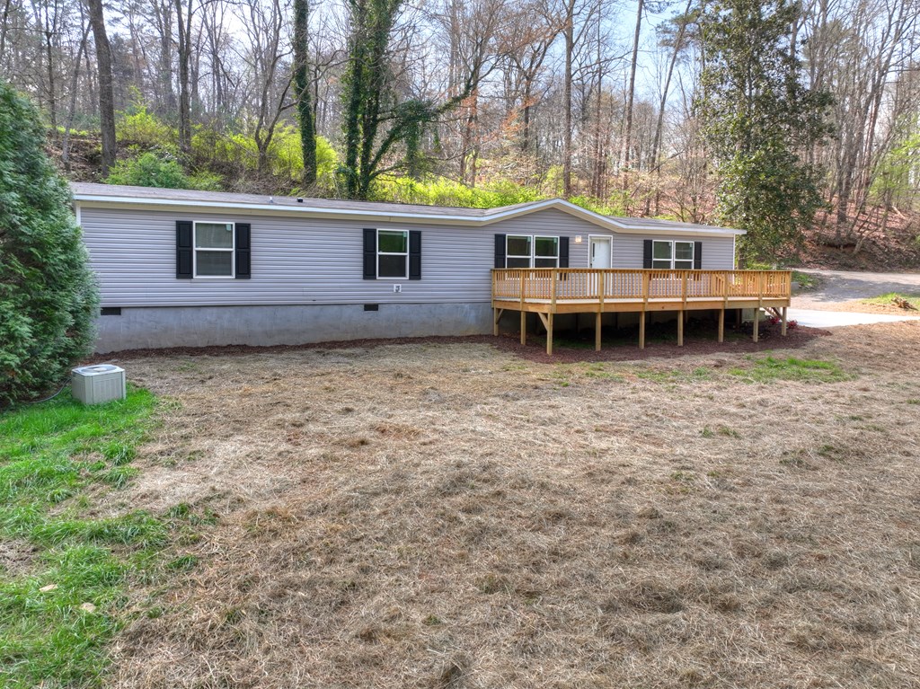 1072 Tails Creek Road