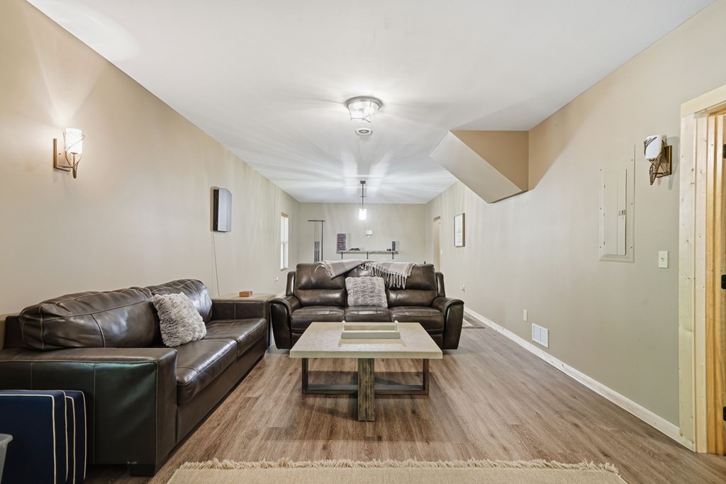 441 Carlisle Drive