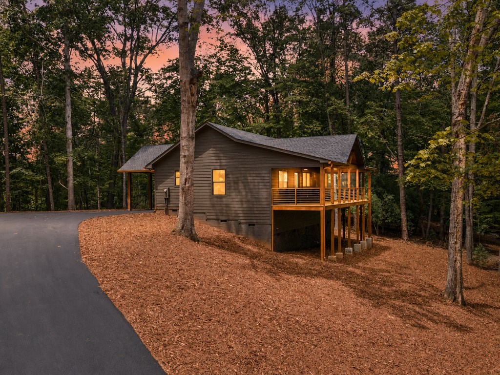 274 Medina Court