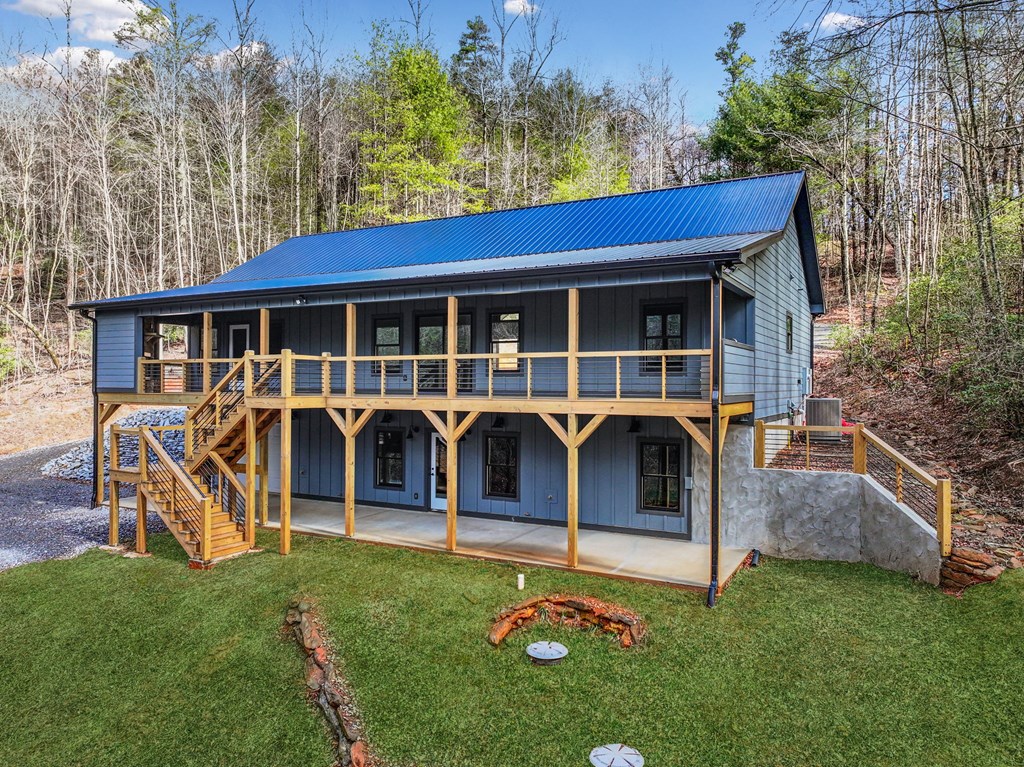 641 Bryant Farm Lane