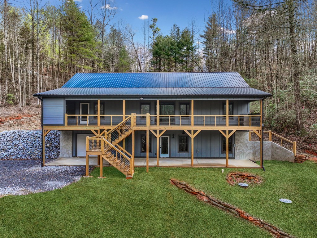 641 Bryant Farm Lane