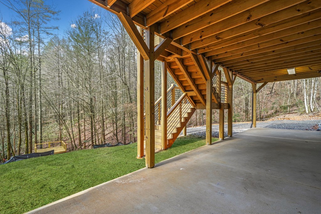 641 Bryant Farm Lane