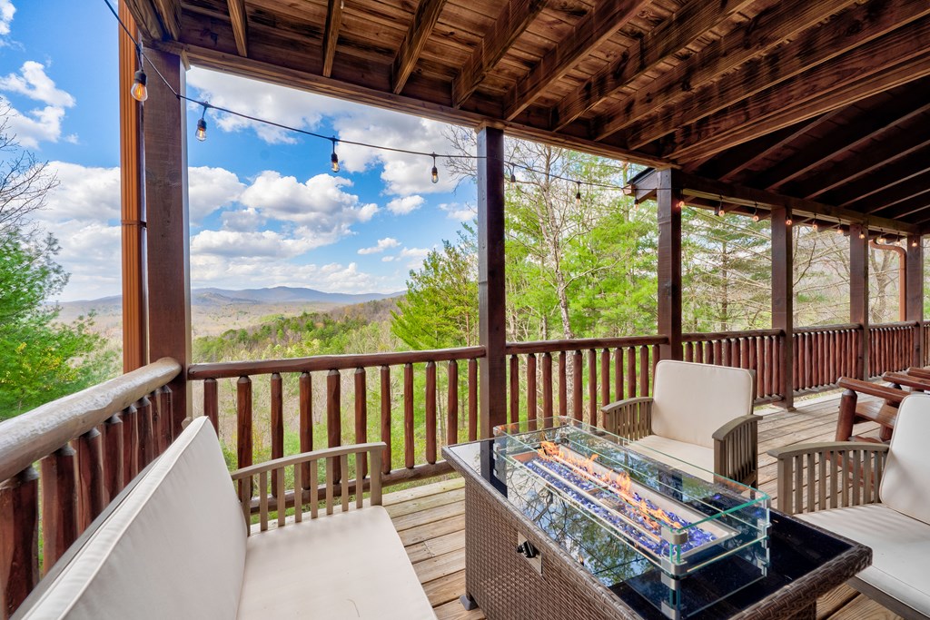 425 Rhonda Lane