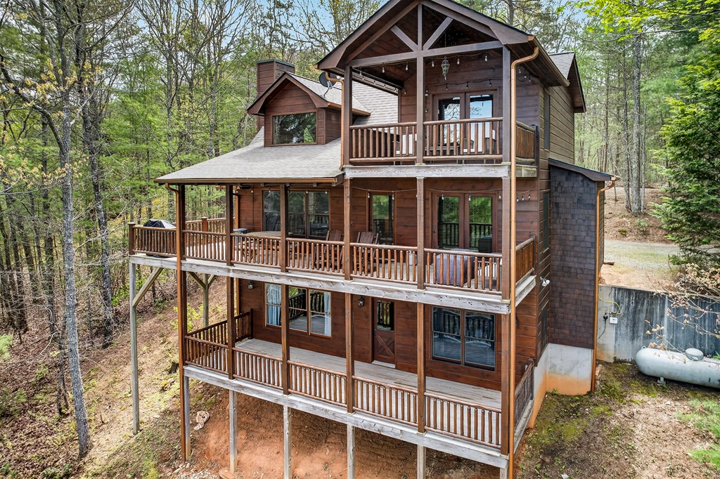 425 Rhonda Lane