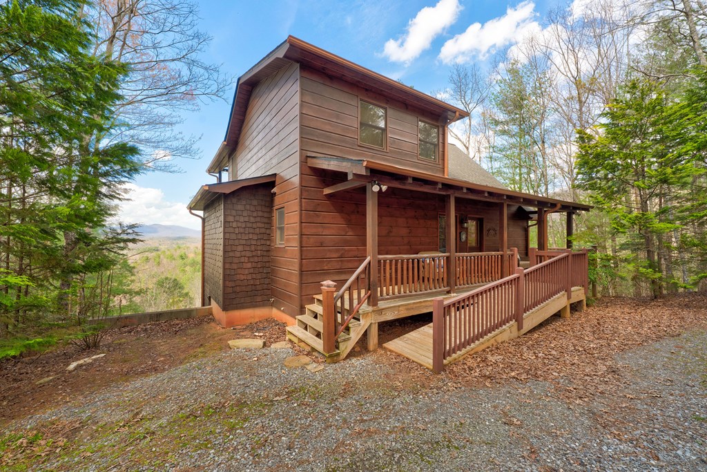 425 Rhonda Lane