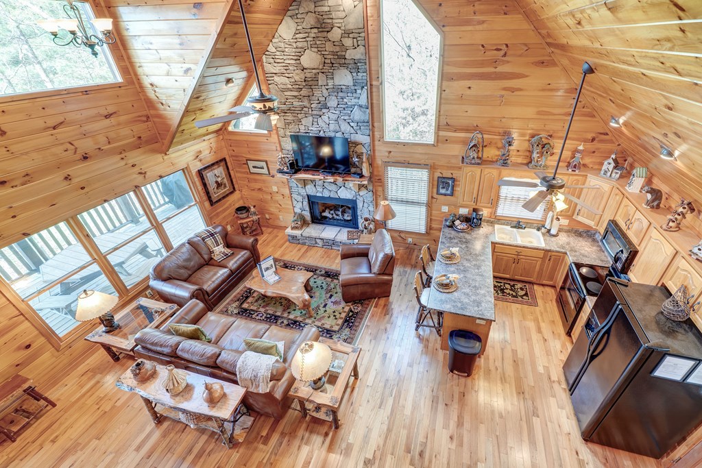 425 Rhonda Lane